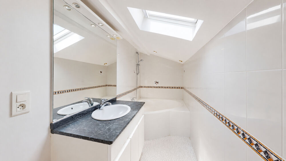 à vendre  Maison Larressore (64480)
