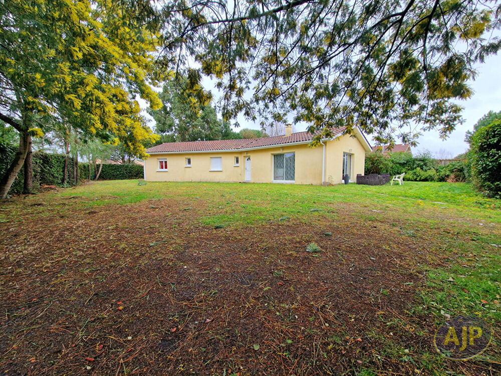 Vente Maison Maison Parentis En Born 5 pièce(s) 130 m2 Parentis en born