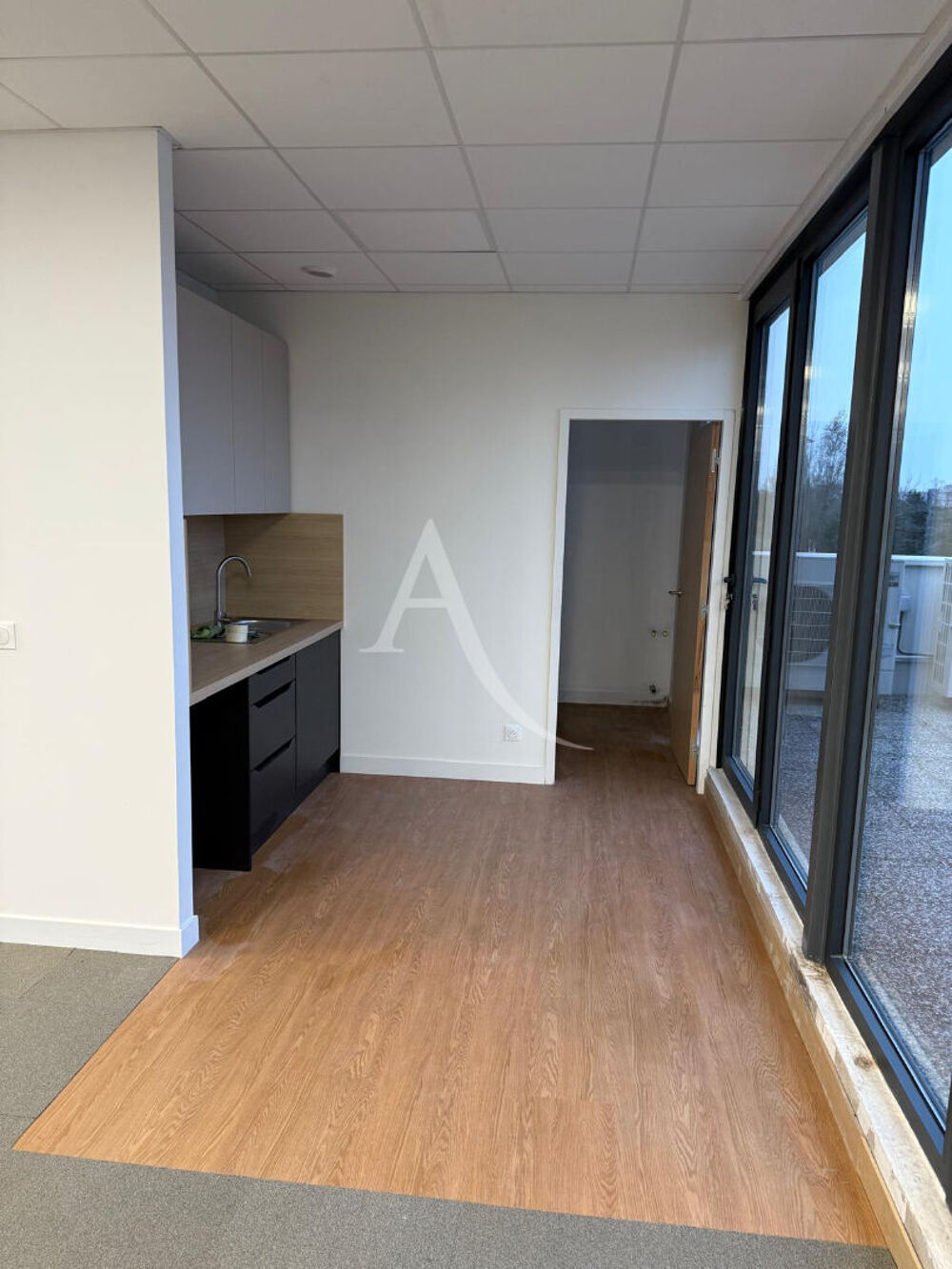   Bureaux Drancy 182 m2 - Surface divisible Drancy