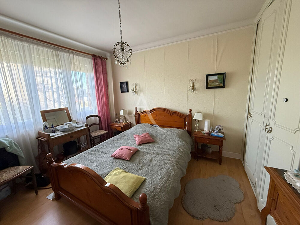 Vente Maison Maison -10 pi�ce(s) -195 m� - EPERLECQUES Eperlecques