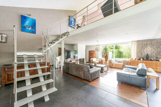  Maison � vendre 6 pi�ces 225 m�