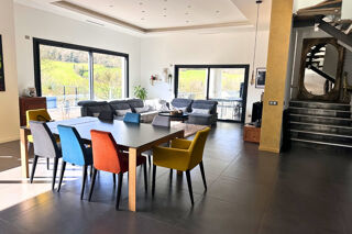  Maison à vendre 7 pièces 265 m²