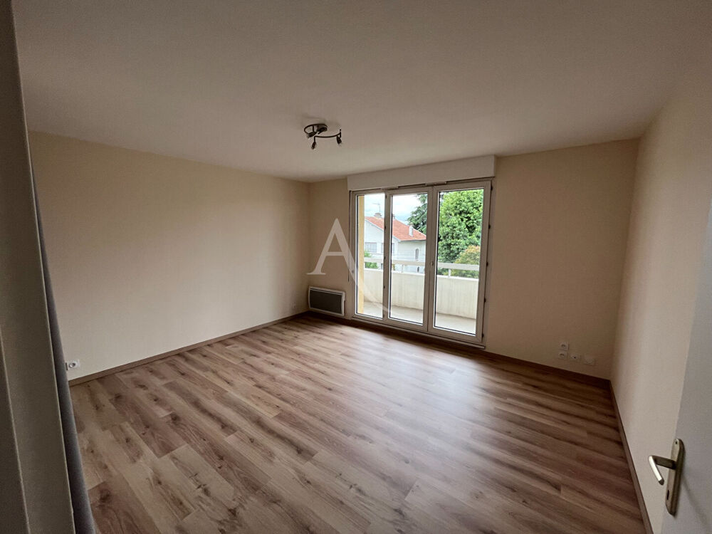 Appartement Pau 1 pièce(s) 27 m2