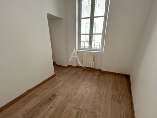  Appartement à louer 2 pièces 29 m²