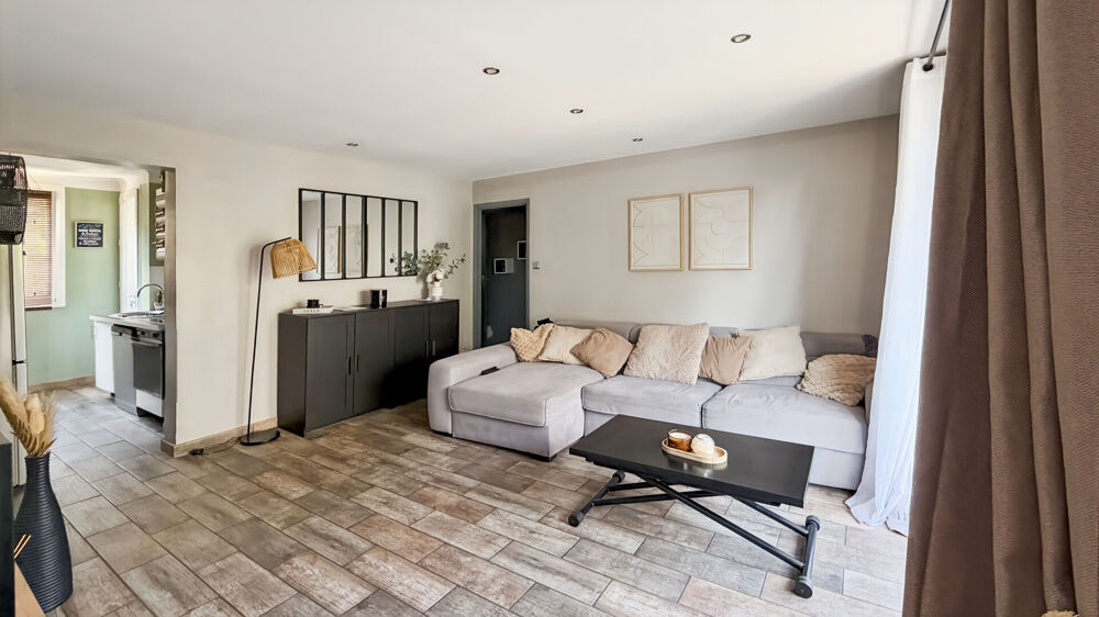 A vendre exclusivité appartement T3/T4 de 61 m2 , balcon à Marseille Saint Just 13013