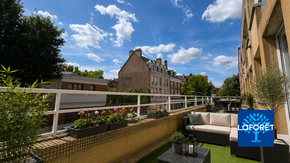 Appartement entièrement rénové 55 m² 2 chambres Balcon Parking sécurisé Hypercentre de Valenciennes