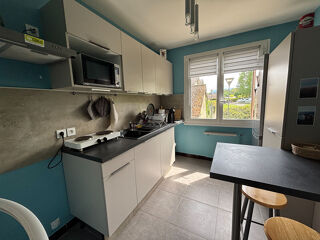  Appartement  vendre 4 pices 