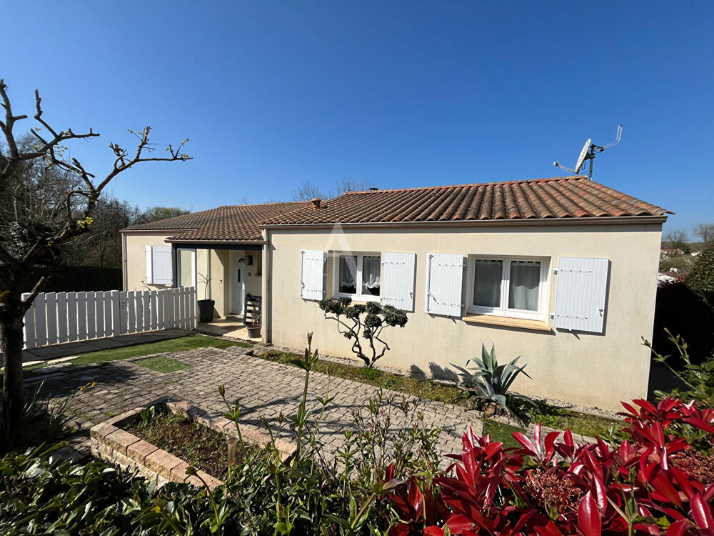 Maison 5 pièces 114 m² · à Le Champ Saint Pere · 114 m² · 210 800 €