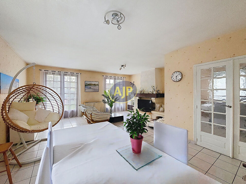 Vente Maison Maison de plain pied 3 chambres- 104m2 à Mérignac Laforêt. Merignac