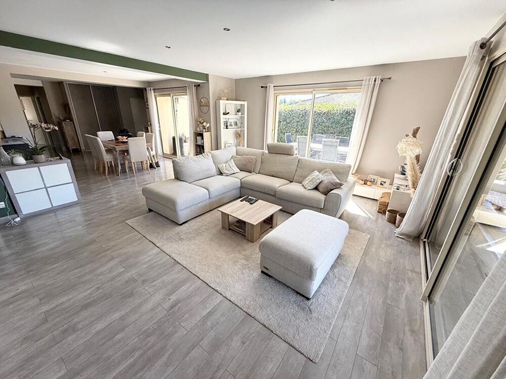 Vente Maison Maison lumineuse de standing avec piscine, terrain et vue dégagée à Saint Victor sur Loire Saint etienne