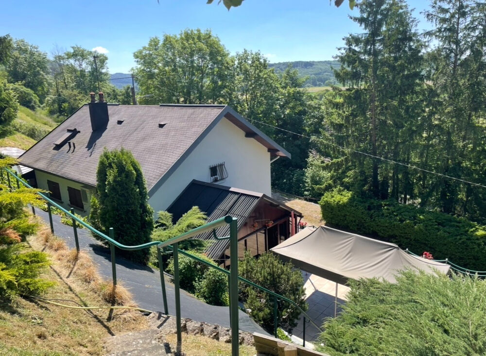 Vente Maison Maison Chaleze 8 pièce(s) 160 m2 Chaleze