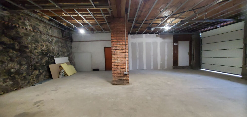 Vente Parking/Garage Garage - entrepôt 90 m² Saint flour