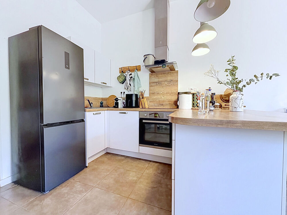 Vente Maison CHARTRES Maison rénovée avec jardin et terrasses, au calme d'un quartier prisé Chartres