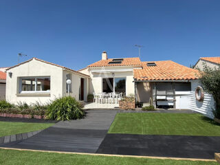 Maison 5 pièces 140 m² · à Le Fenouiller · 140 m² · 398 000 €