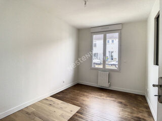  Maison à louer 6 pièces 117 m²