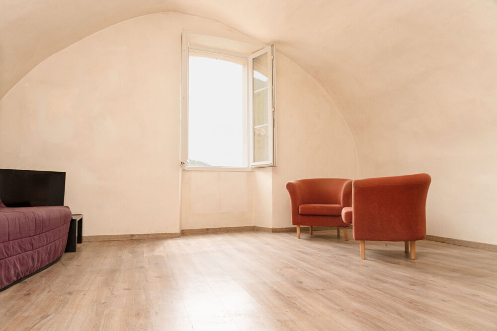 Vente Appartement A vendre. Serres Deux appartements de caractère, idéal investisseur Serres
