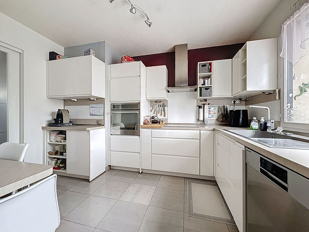 Vente Maison Maison 5 chambres 132m² avec jardin à Mantes La Ville Mantes la ville