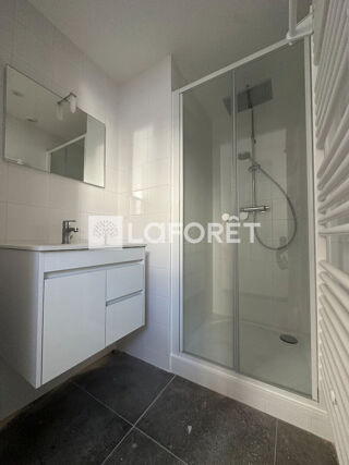  Appartement à louer 2 pièces 31 m²