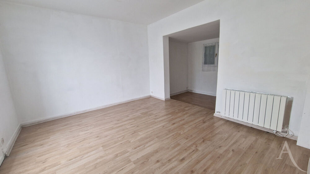 Maison Limay 7 chambres sur S/sol total et presque 900m² de terrain