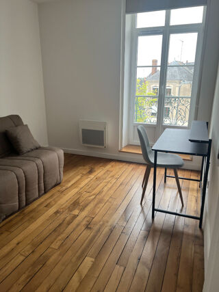  Appartement à louer 3 pièces 49 m²