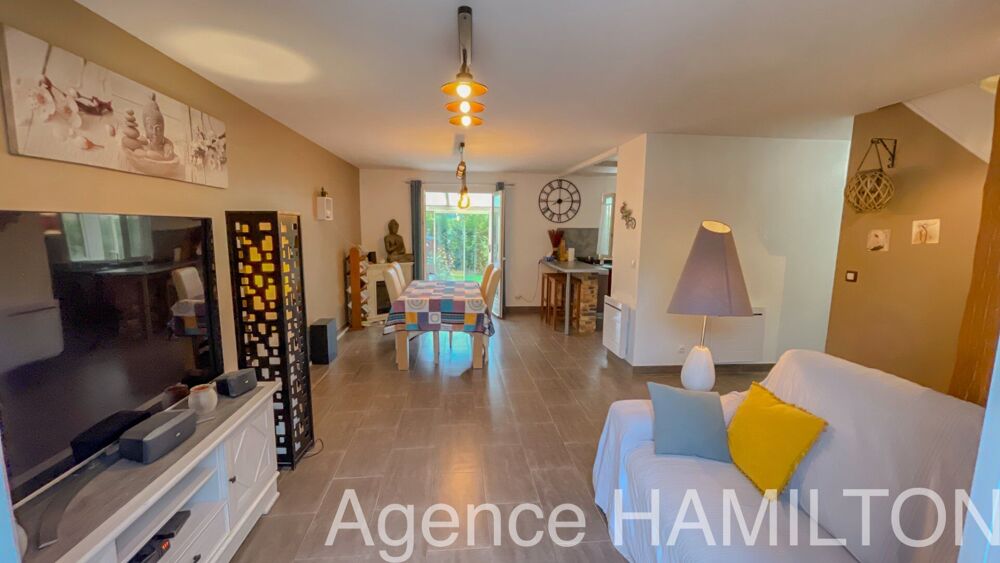 Compans, jolie maison de 130 m2 5/6 chambres, jardin, double véranda, garage