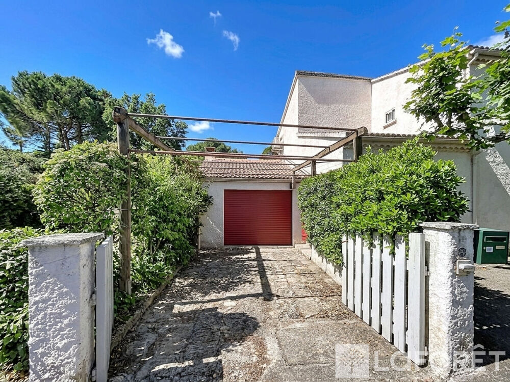 Vente Maison ORANGE CENTRE - Maison cossue avec 4 chambres - 2 salles d'eau, sur jardin arboré au calme Orange