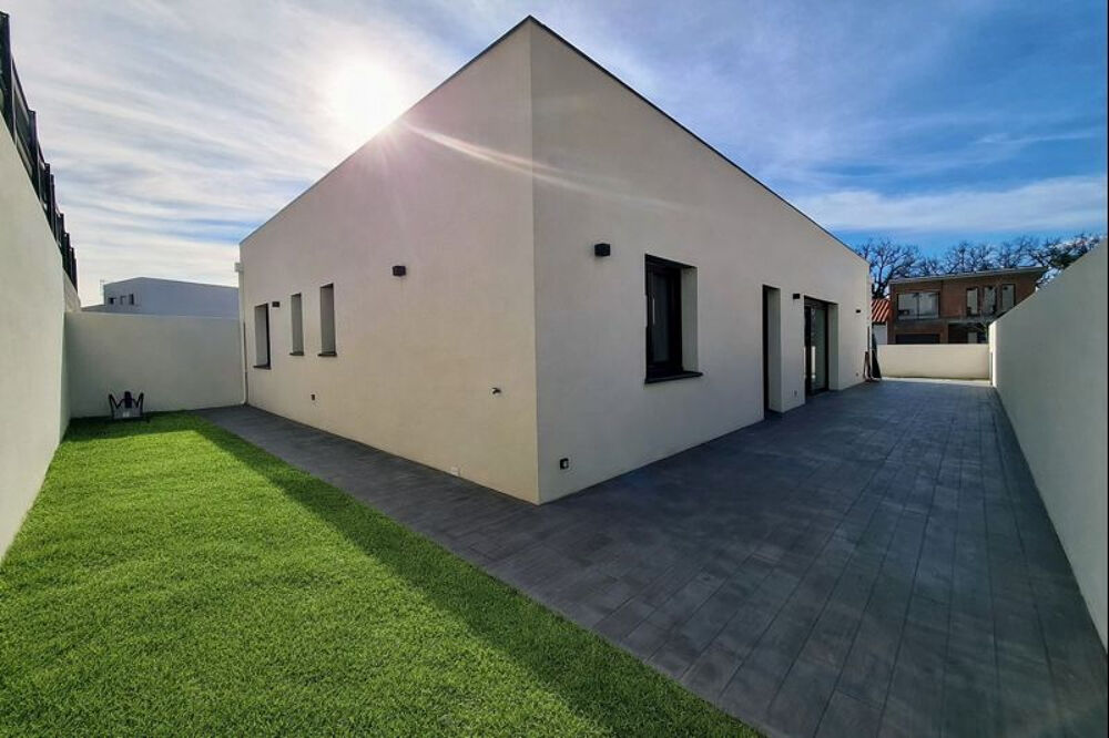 Vente Maison Perpignan, Villa plain pied 3 faces de Type 4 avec garage et jardin Perpignan