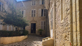  Immeuble à vendre 1100 m²