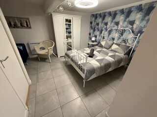  Immeuble � vendre 12 pi�ces 280 m�