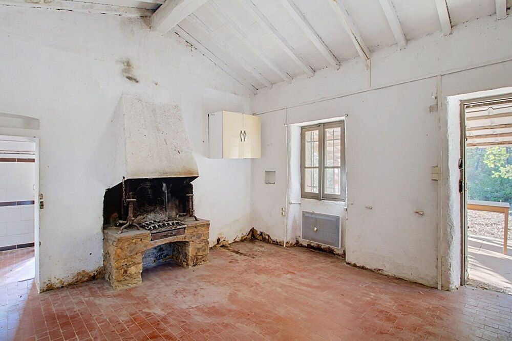 Vente Maison À VENDRE EN EXCLUSIVITÉ - TRANS-EN-PROVENCE - CABANON sur un terrain en zone naturelle de 1,7 hectares Trans en provence