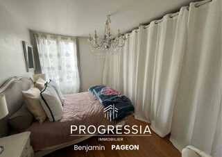  Immeuble à vendre 7 pièces 172 m²