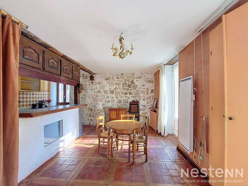 A Vendre Maison de village en pierre de 85 m² avec 30 m² supplémentaire restant à aménager