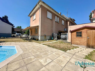  Maison à vendre 10 pièces 350 m²