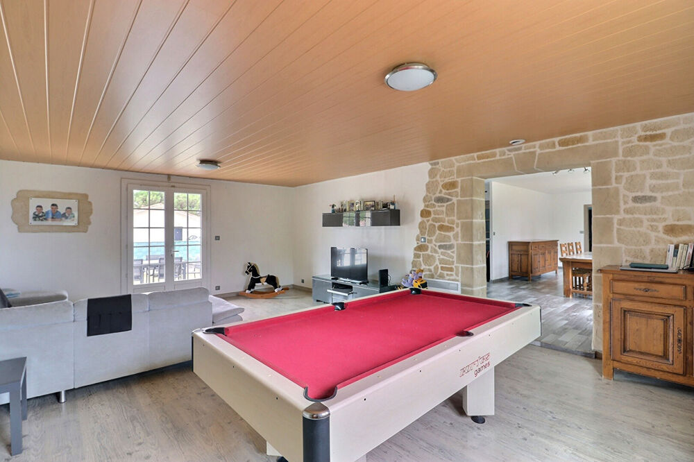 Maison 8 pièces 202 m² · à Saint Sever · 202 m² · 369 560 €