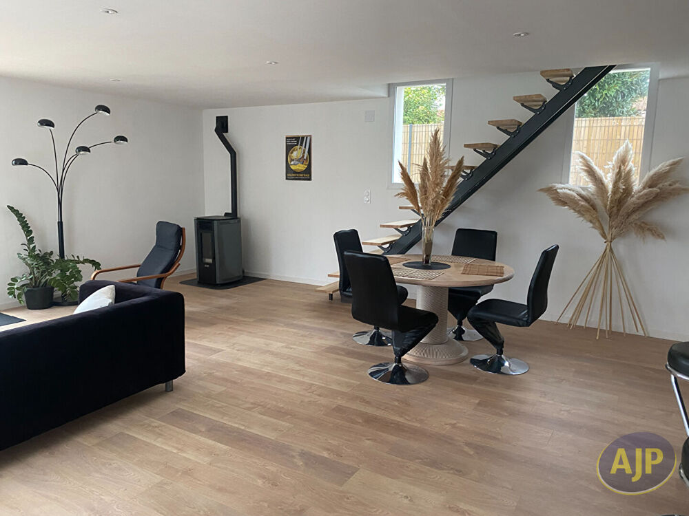 Maison Les Sables D Olonne 5 pièce(s) 110 m2 avec jardin.