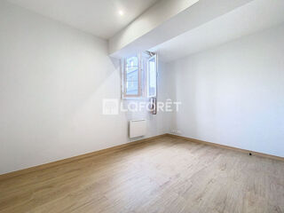  Appartement à louer 3 pièces 56 m²