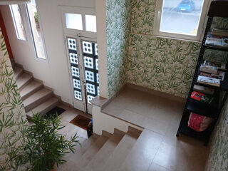  Immeuble � vendre 10 pi�ces 240 m�