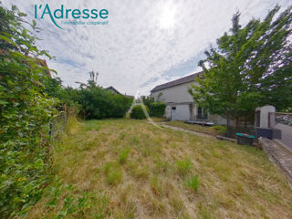  Terrain  vendre 2 pices 50 m