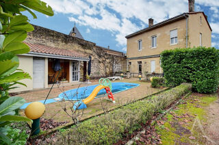  Villa � vendre 8 pi�ces 248 m�
