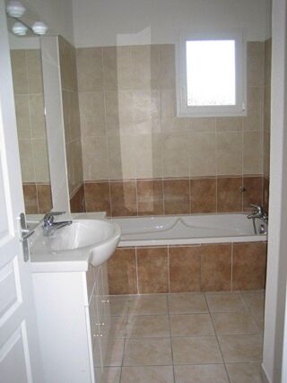  Maison à louer 5 pièces 90 m²