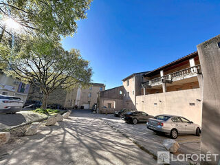 Vente Appartement COURTHEZON - Appt 2 pièces lumineux, avec parking et cave. Investissement serein! Courthezon