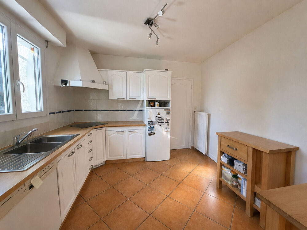 Maison La Limouziniere 7 pièce(s) 159 m2
