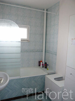  Maison  louer 7 pices 106 m