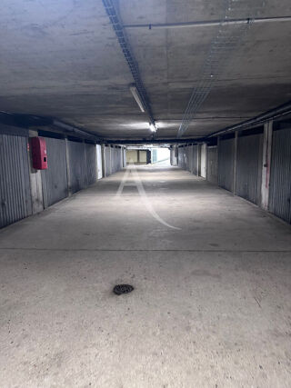  Parking / Garage � vendre 12 m�