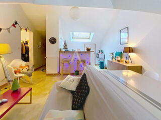  Immeuble à vendre 15 + pièces 440 m²