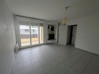  Appartement à louer 3 pièces 59 m²
