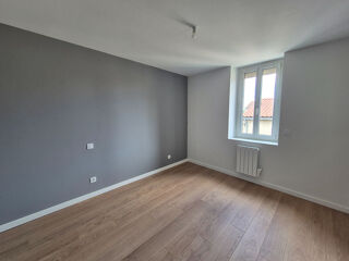  Appartement à louer 3 pièces 55 m²