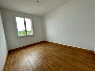  Appartement à louer 3 pièces 60 m²