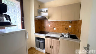  Appartement à louer 1 pièce 32 m²