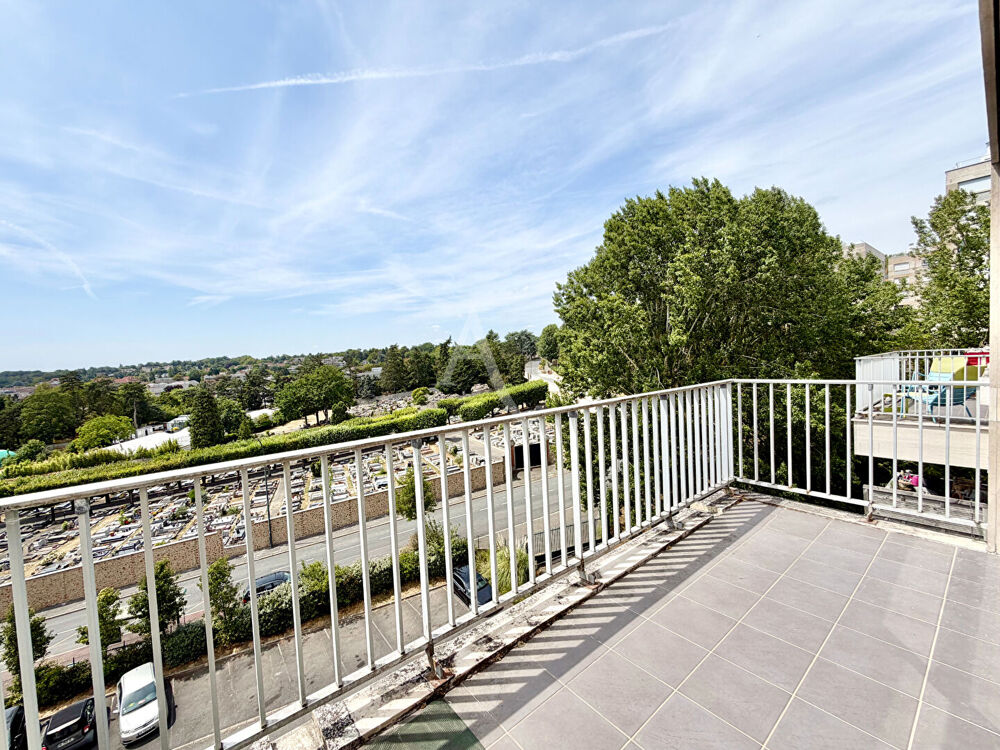 Appartement Garches 2 pièces 52 m2 en dernier étage
